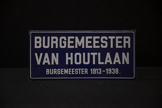 Burgemeester-van-Houtlaan-1618942706.jpg